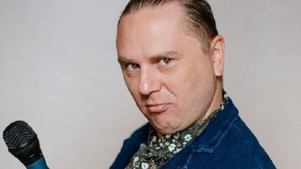 Stand-up w Puławach: Bartosz Gajda z nowym programem 