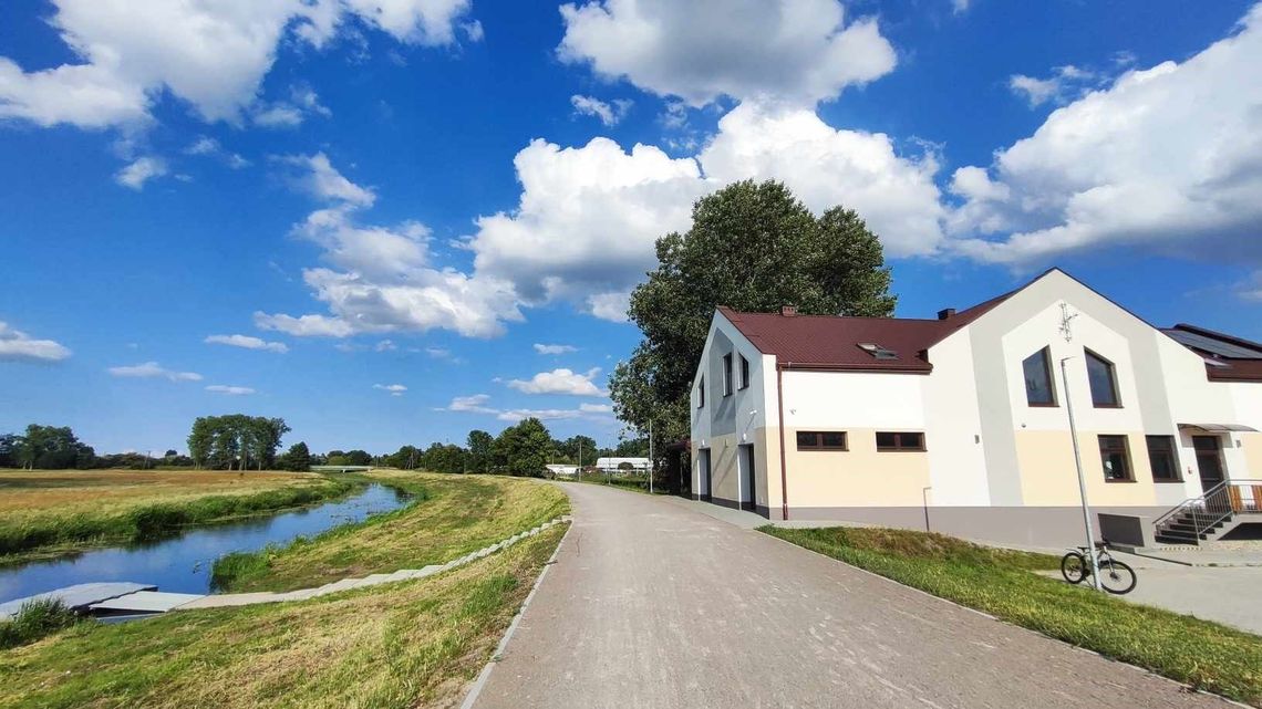 Stanica nad Krzną stoi od grudnia, ale kajaków nie wypożycza Stanica nad Krzną stoi od grudnia, ale kajaków nie wypożycza