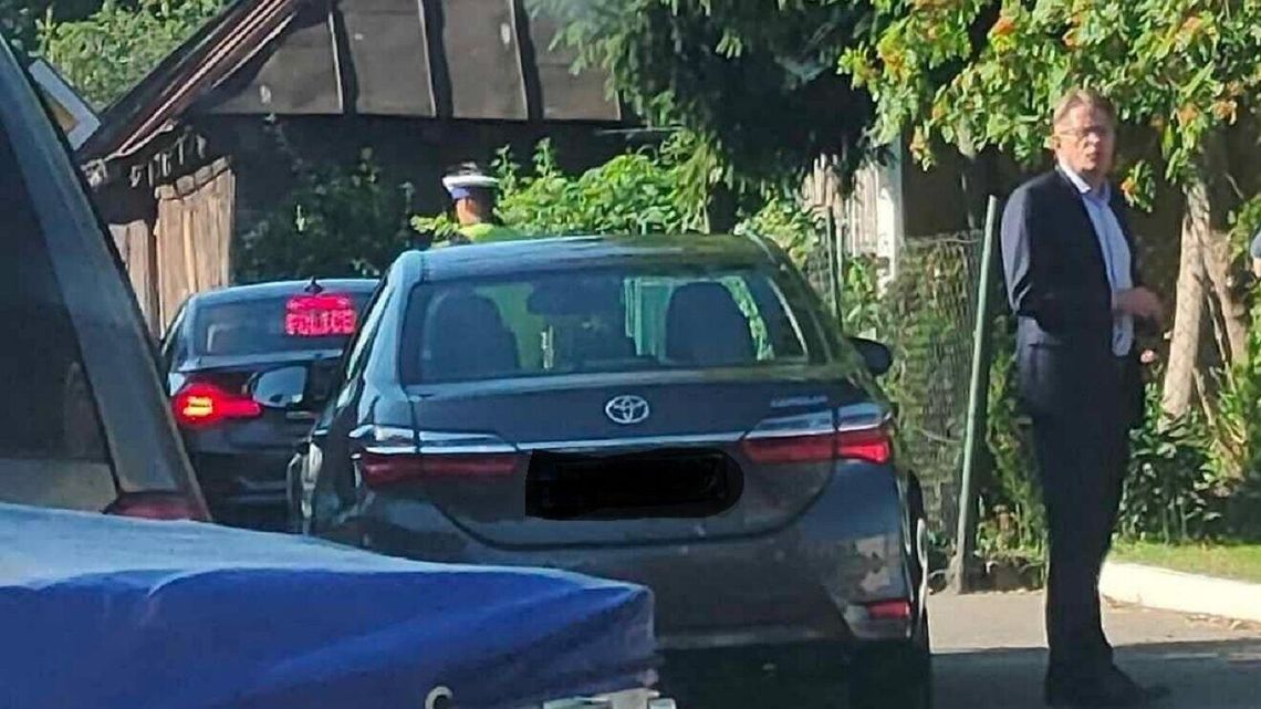 Starosta potrącił pieszą na przejściu. "Raziło słońce" 