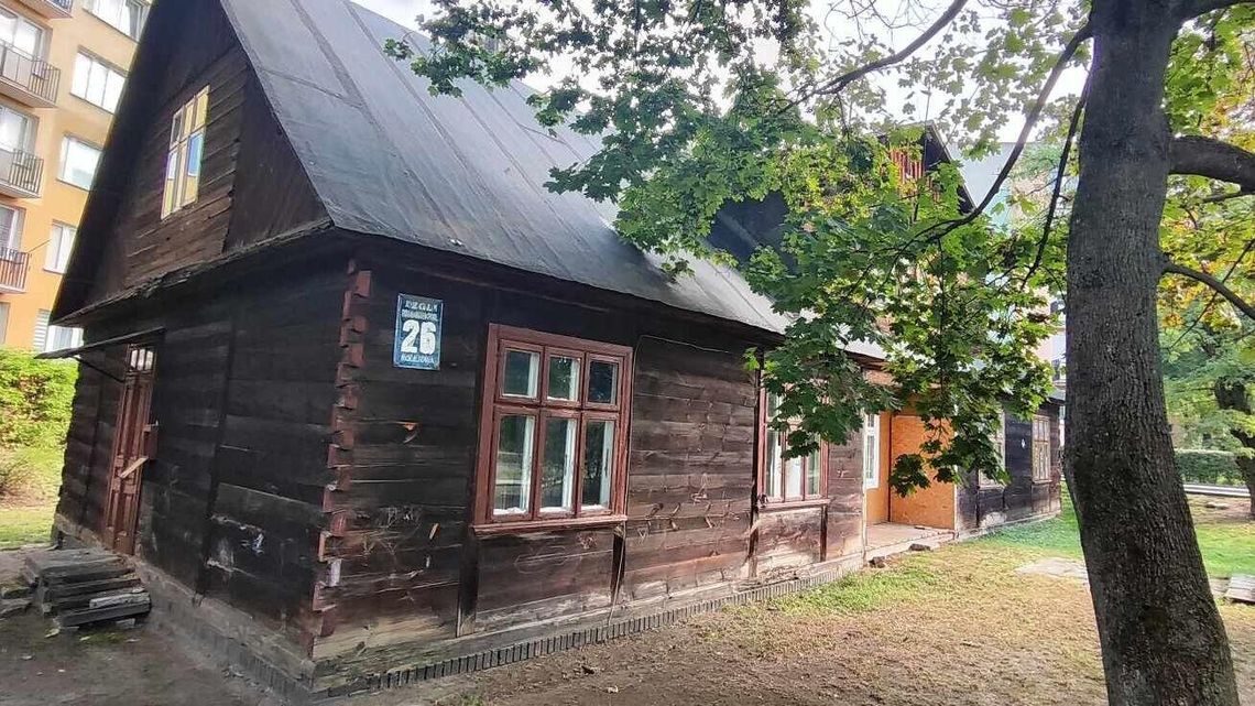 Stary budynek nie nadaje się do remontu. Rodzinnego domu dziecka tu nie będzie Stary budynek nie nadaje się do remontu. Rodzinnego domu dziecka tu nie będzie