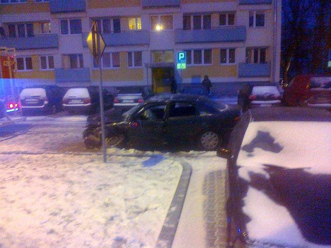 Stłuczka audi i autobusu miejskiego w Puławach