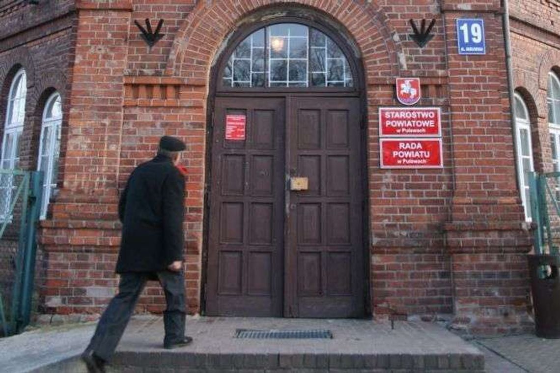 Stowarzyszenie pożytku partyjnego. Jak działacze PSL zdobywali pieniądze z powiatu