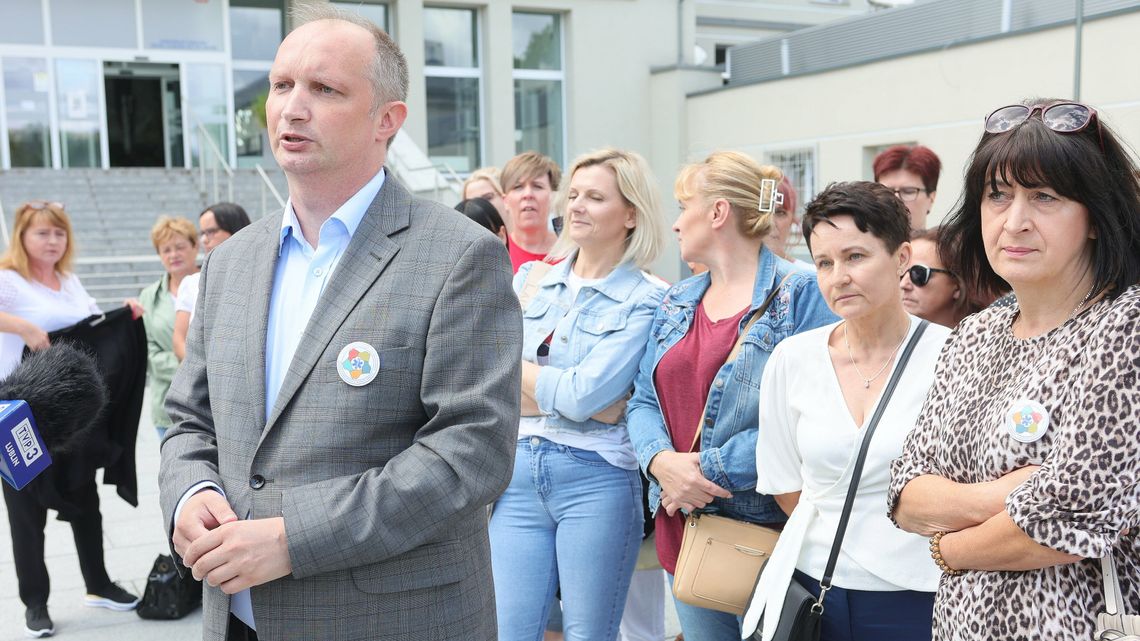 Strach w SPSK4. 300 ludzi boi się o swoje umowy