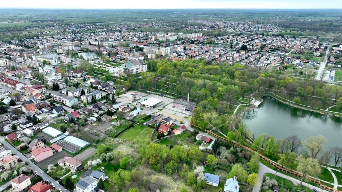 Stracili nawet pół tysiąca miejsc pracy. Zabrakło działek