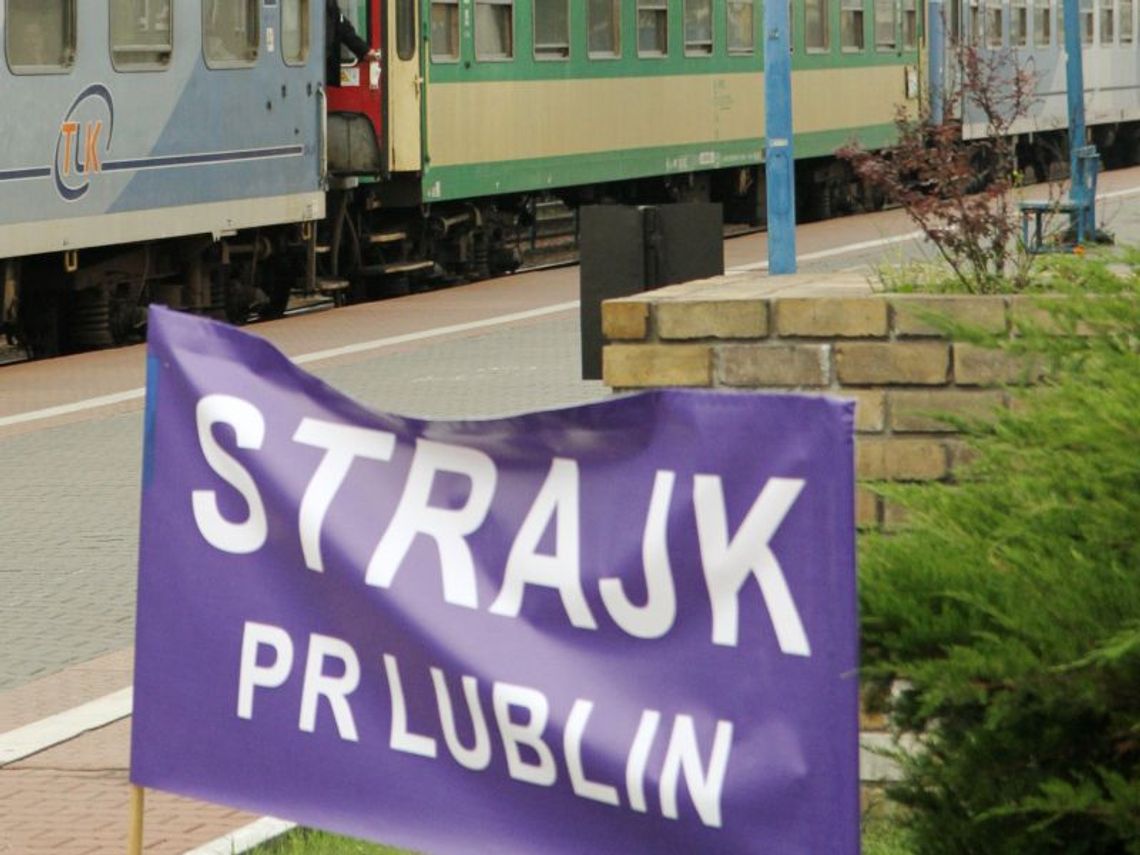 Strajk na kolei: Pociągi Przewozów Regionalnych stoją (wideo) Strajk na kolei: Pociągi Przewozów Regionalnych stoją (wideo)