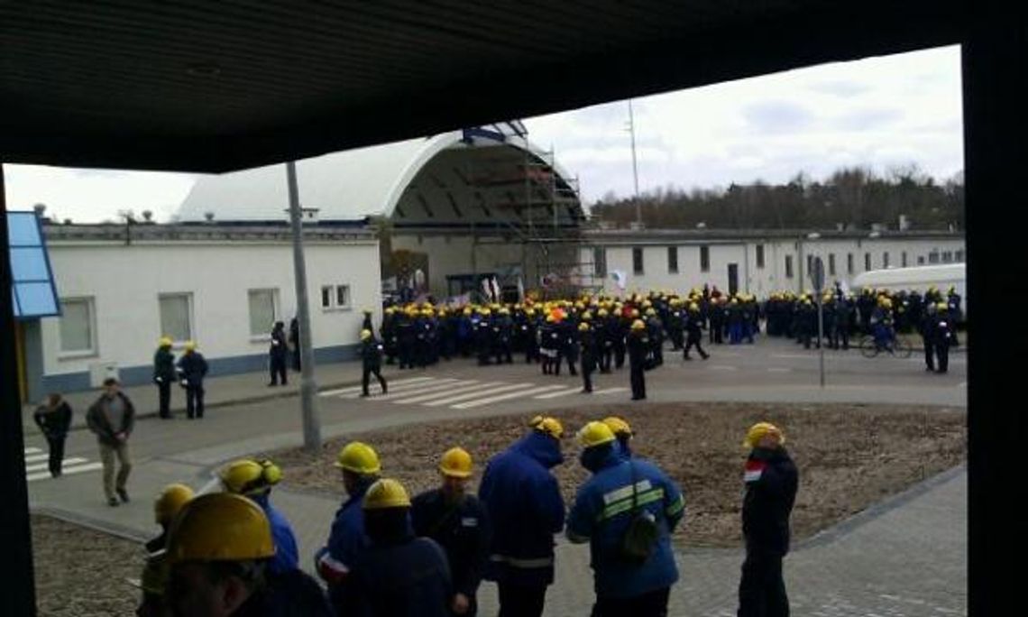 Strajk w Azotach zawieszony. Po świętach bardziej radykalny?