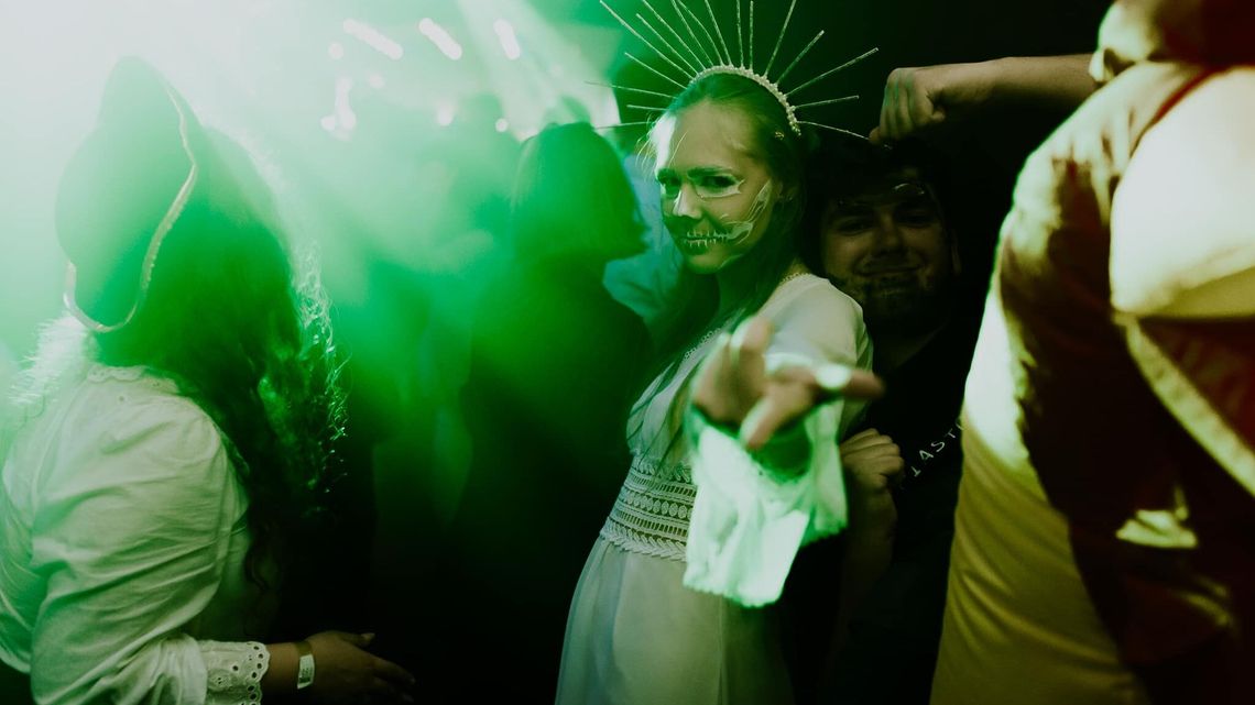 Strasznie fajne otrzęsiny studentów Akademii WSEI