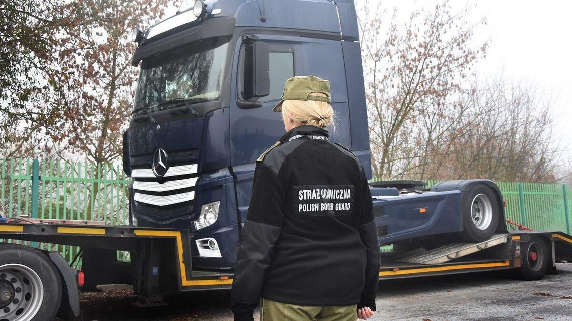 Straż Graniczna odzyskała trzy samochody w ciągu jednej doby [zdjęcia]