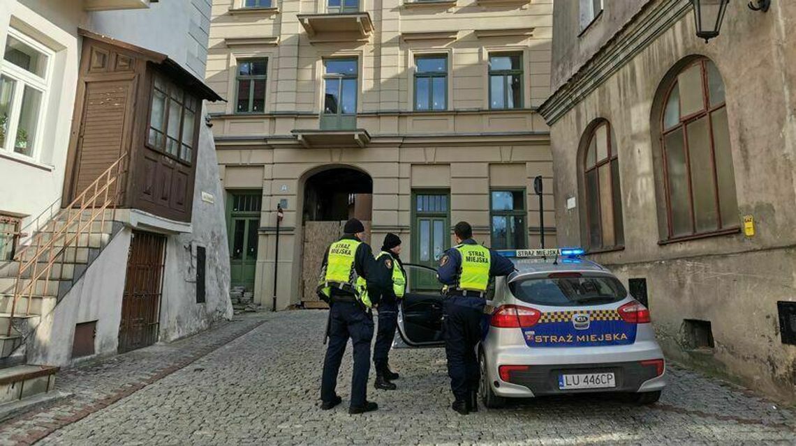 Straż miejska kusi zarobkami i premiami Straż miejska kusi zarobkami i premiami