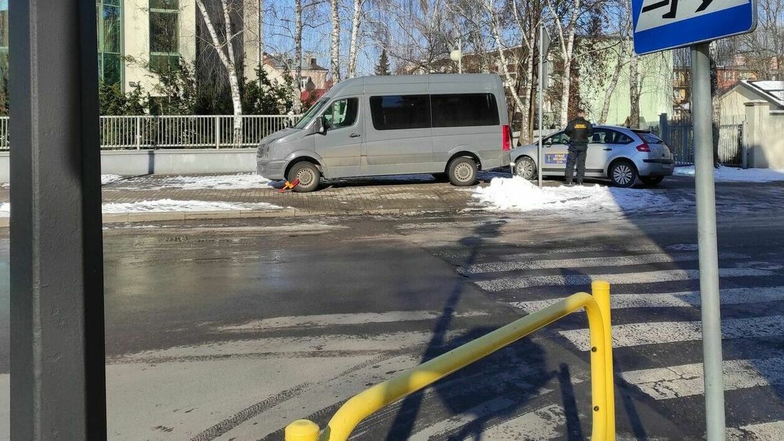 Straż Miejska wybrała kolejnych "mistrzów parkowania". Znów to samo skrzyżowanie