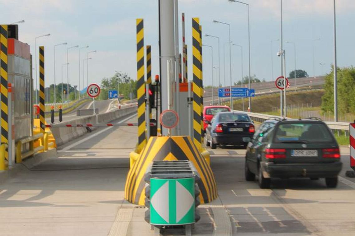 Straż pożarna, policja i pogotowie bez biletu nie wjadą na płatną A4