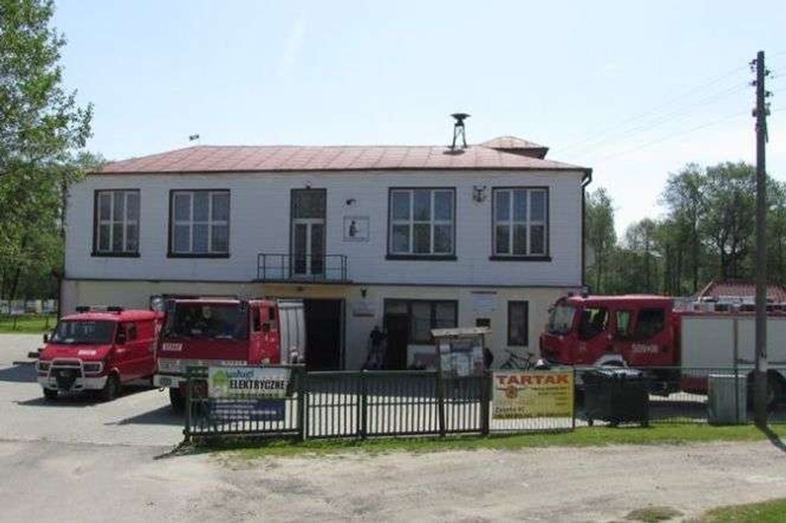 Strażacy z Wąwolnicy zbierają na remont remizy