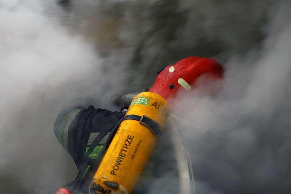 Strażak ochotnik podpalał stodoły. I gasił