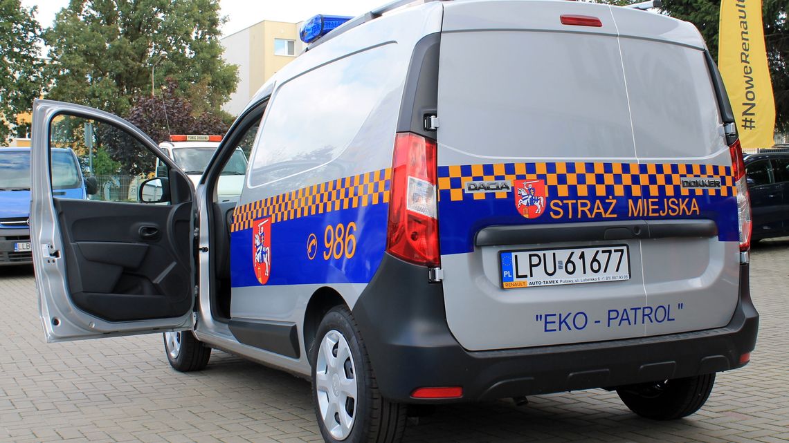 Strażnicy z Puław potrzebują nowego samochodu