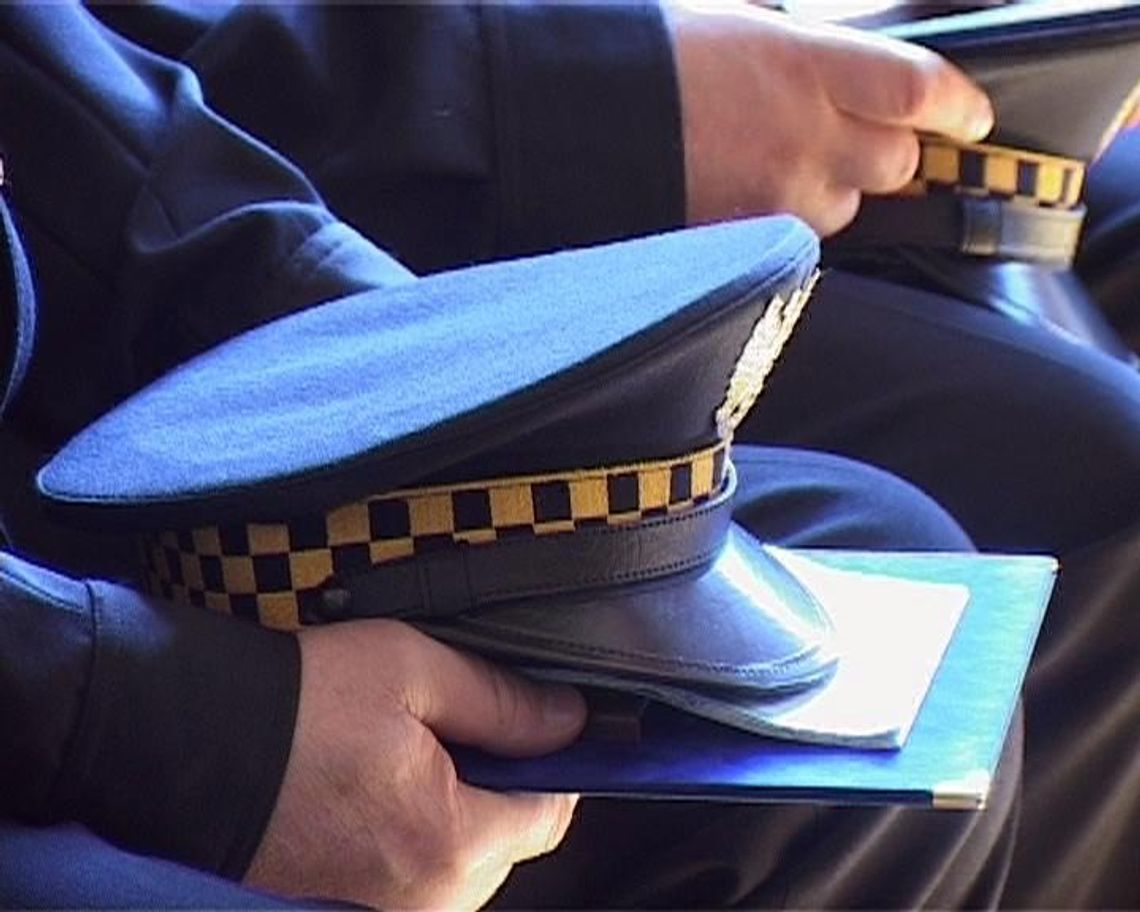 Strażnik miejski ganiał po domu z nożem. Trafił do aresztu