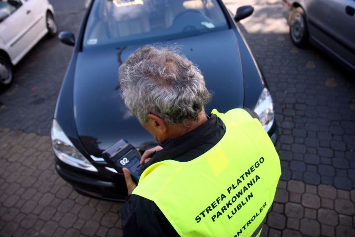 Strefa parkowania w Lublinie sypnęła mandatami Strefa parkowania w Lublinie sypnęła mandatami