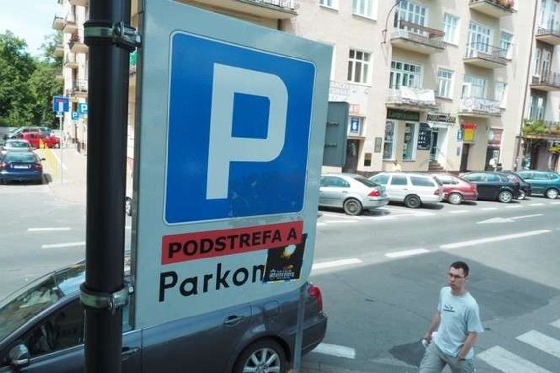 Strefa Płatnego Parkowania: Celowali w cwaniaków, ale oberwali niewinni Strefa Płatnego Parkowania: Celowali w cwaniaków, ale oberwali niewinni
