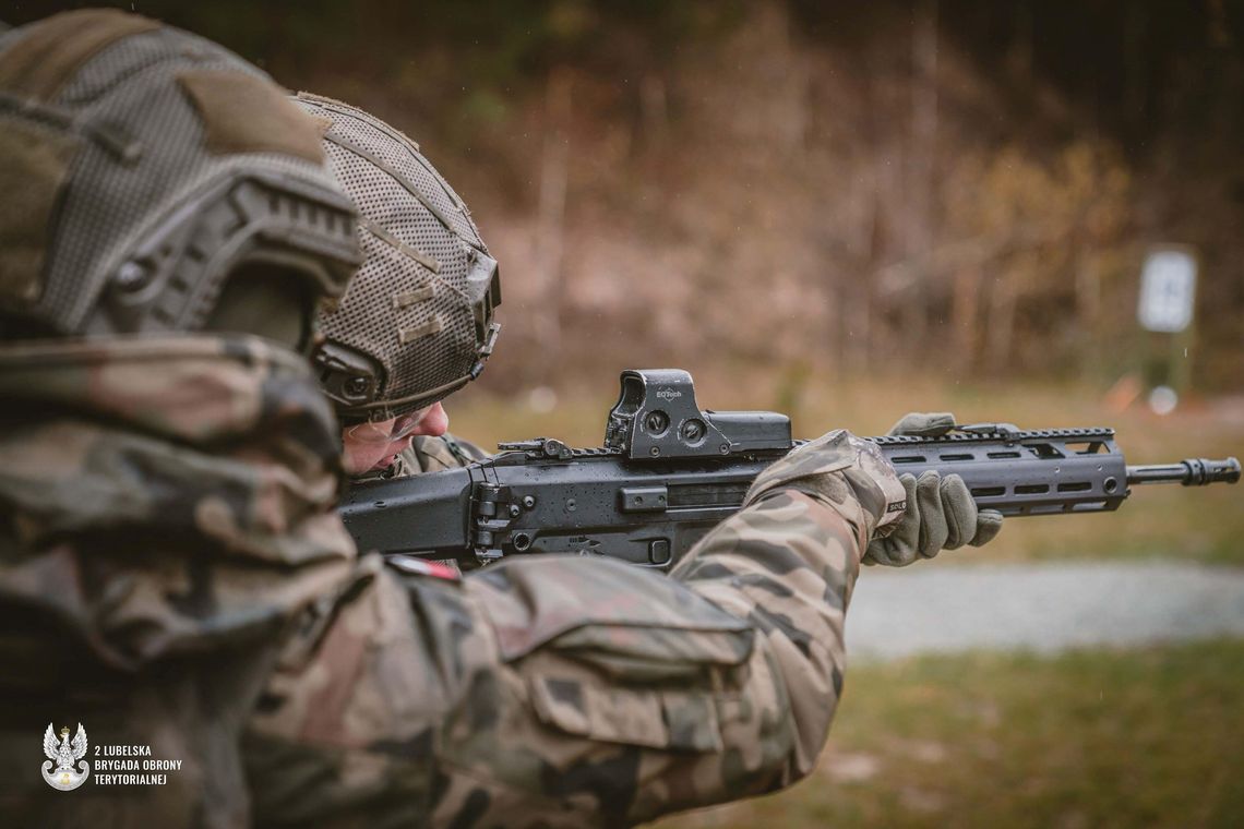 Strzelanie i szkolenie taktyczne. Terytorialsi z Kraśnika ćwiczyli umiejętności