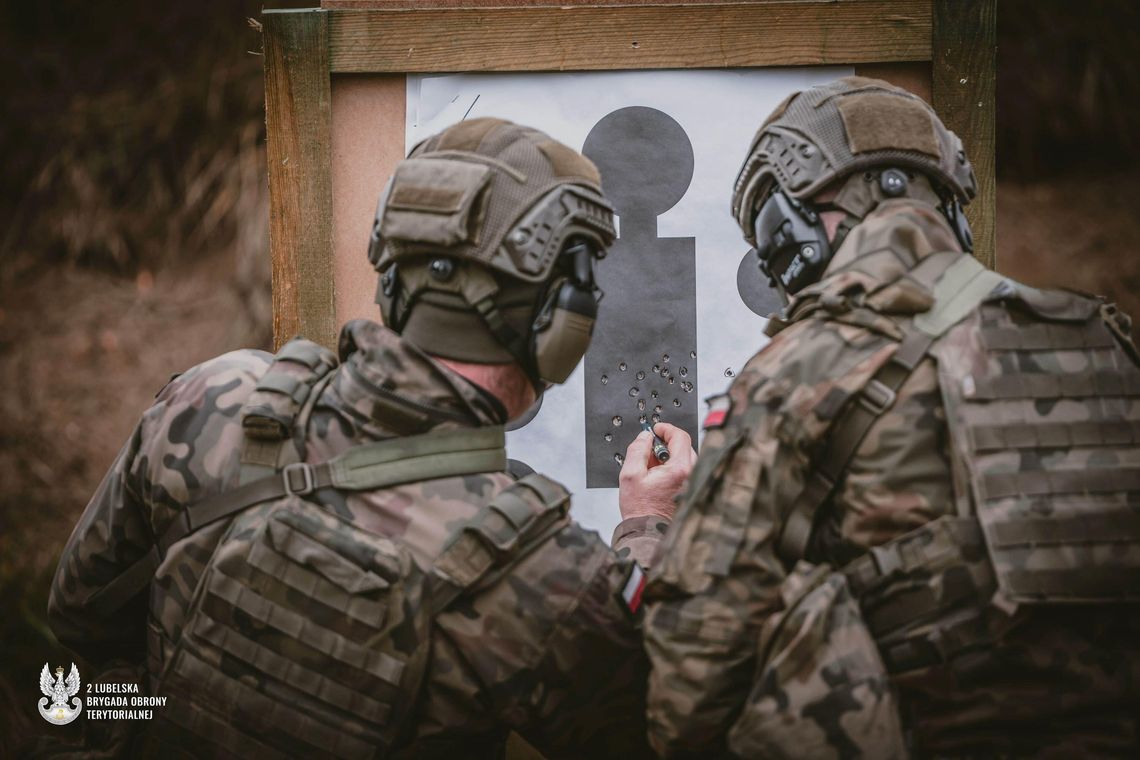 Strzelanie i szkolenie taktyczne. Terytorialsi z Kraśnika ćwiczyli umiejętności