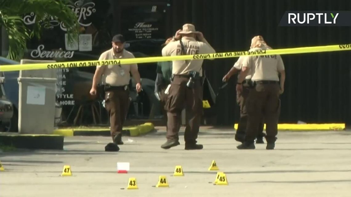 Strzelanina w Miami. Dwie osoby nie żyją, co najmniej 20 rannych Strzelanina w Miami. Dwie osoby nie żyją, co najmniej 20 rannych