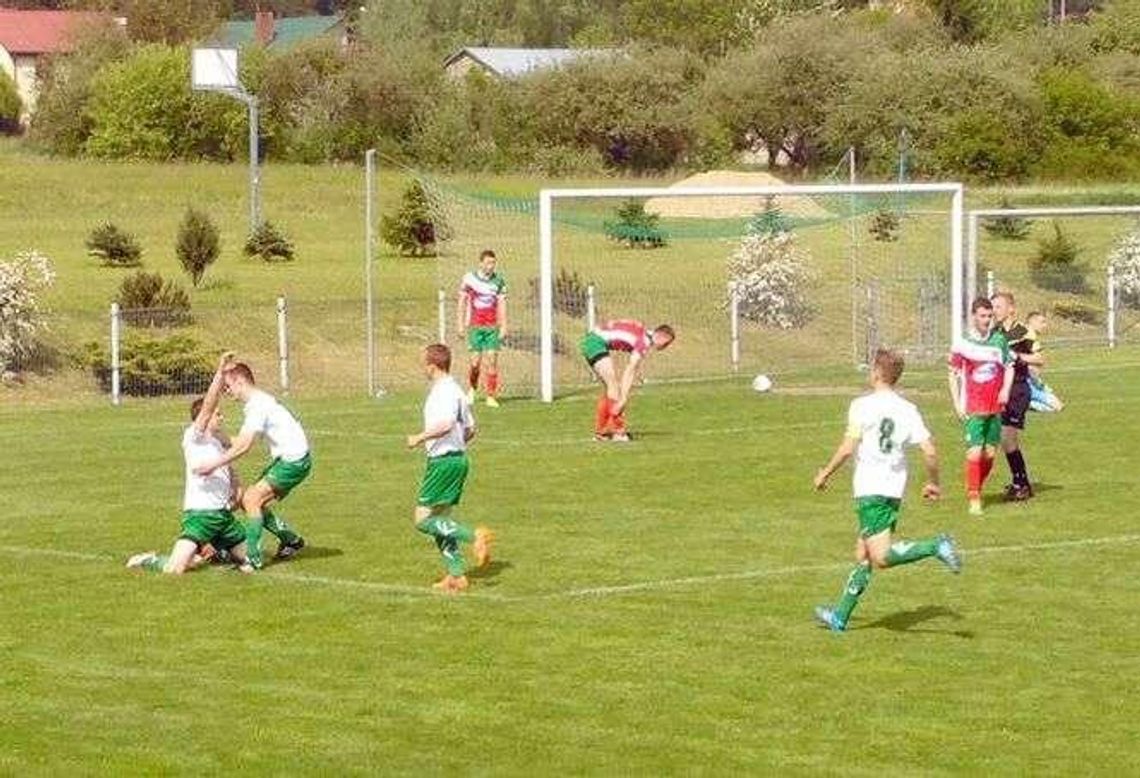 Strzelił gola z własnej połowy, wyniki chełmskiej okręgówki Strzelił gola z własnej połowy, wyniki chełmskiej okręgówki