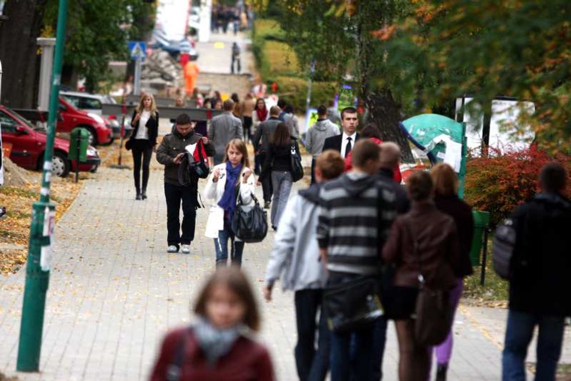 Studenci: Chcą miejsca do grillowania i mniej patroli policji