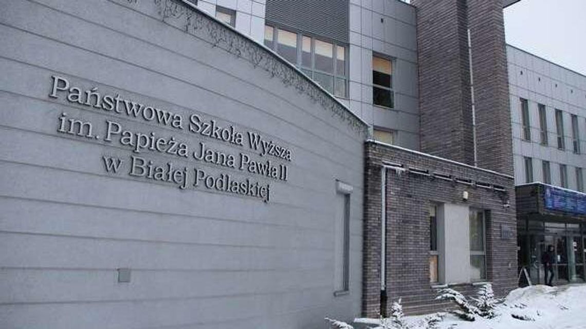 Studenci filologii angielskiej w Białej Podlaskiej będą mogli uzyskać tytuł magistra Studenci filologii angielskiej w Białej Podlaskiej będą mogli uzyskać tytuł magistra