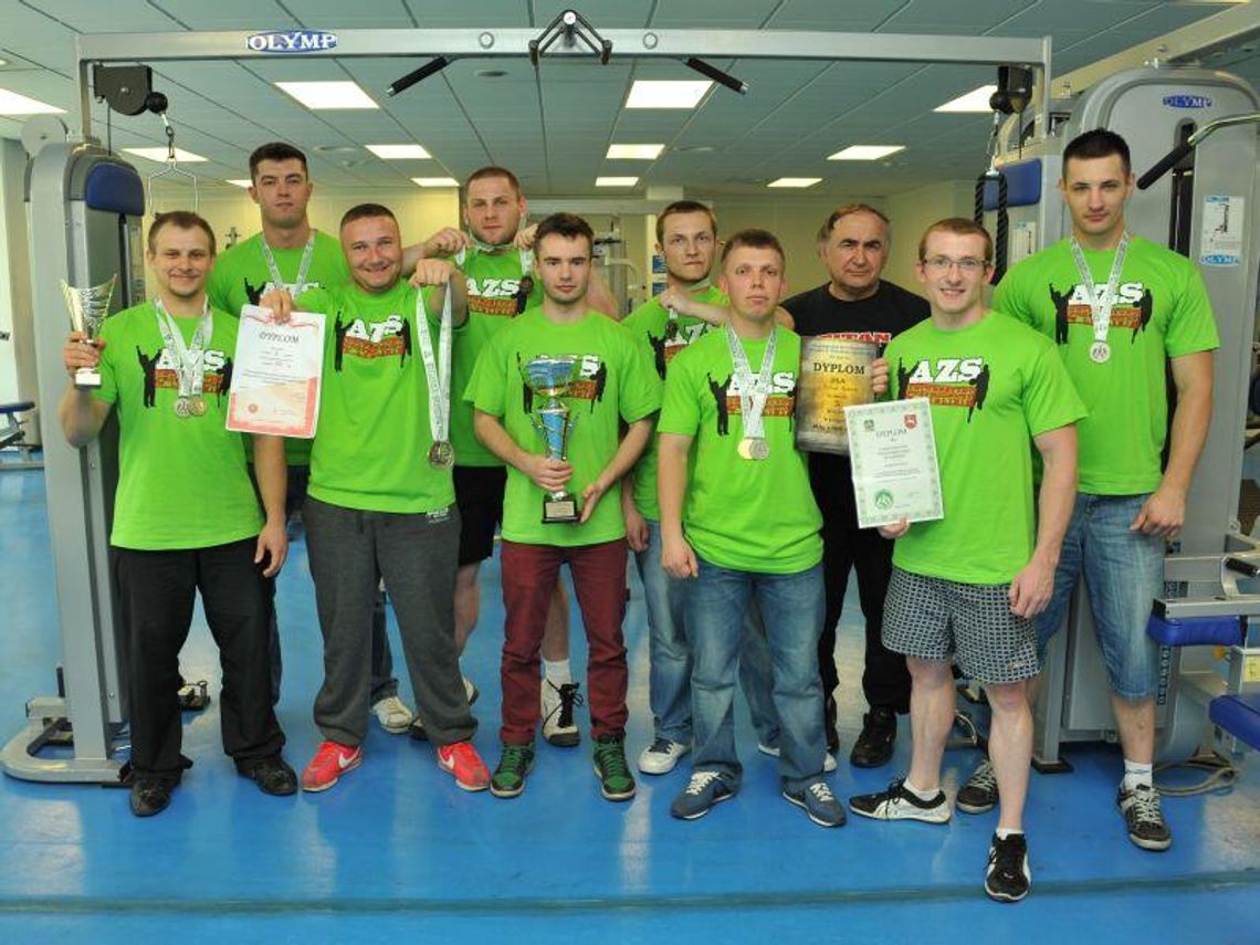 Studenci UP rewelacją Akademickich Mistrzostw Polski w trójboju siłowym klasycznym