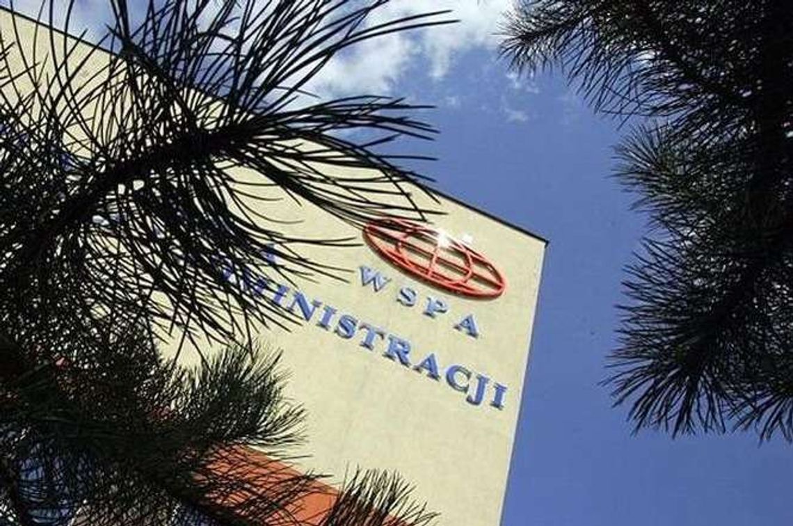 Studenci WSPA będą protestować. Chcą przywrócenia rektora i prorektora