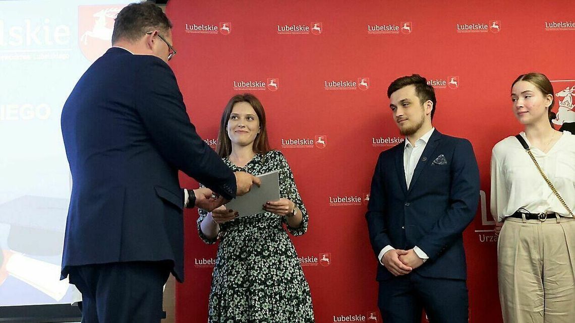 Studenci z lubelskiego dostali stypendia. Kwota zaskakuje Studenci z lubelskiego dostali stypendia. Kwota zaskakuje