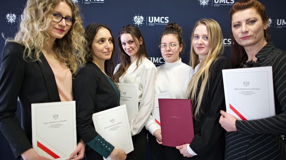 Studenci z UMCS nagrodzeni. Wysokość stypendium robi wrażenie