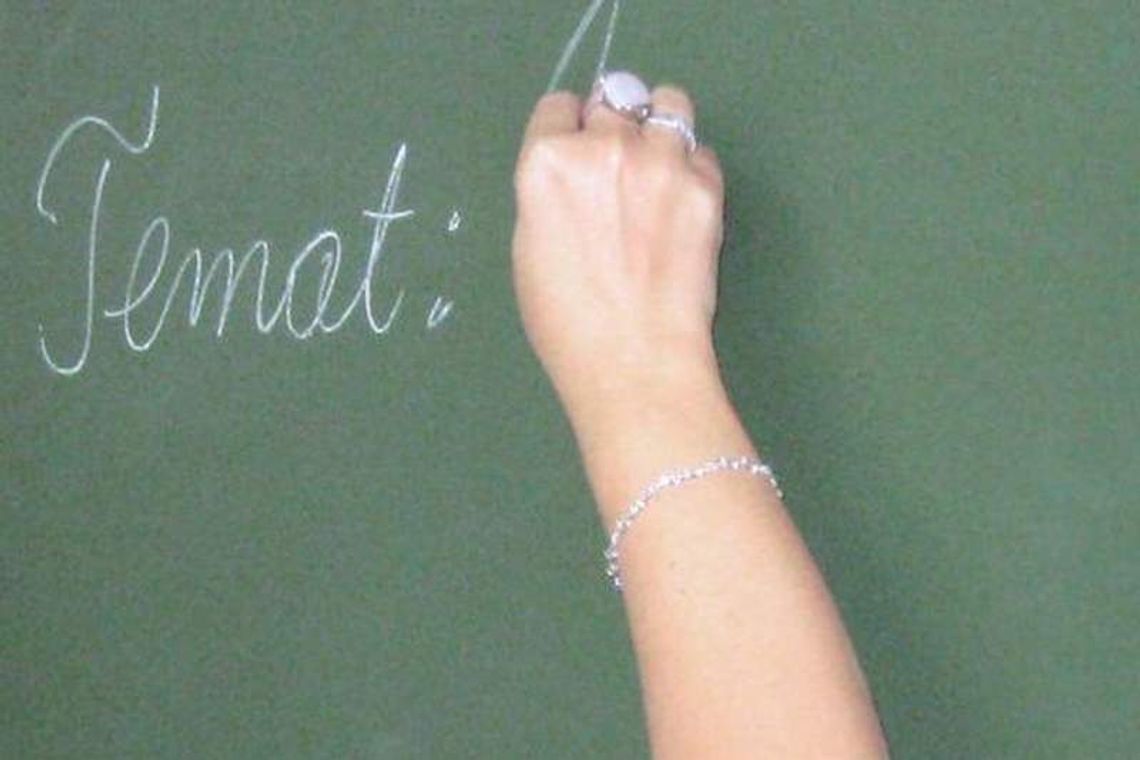 Studia, dotacje i szkolenia dla odchodzących z oświaty