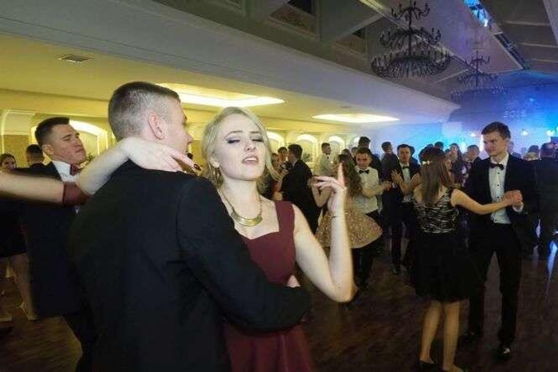 Studniówka 2018: Bal uczniów VI LO im. Kołłątaja [zdjęcia]