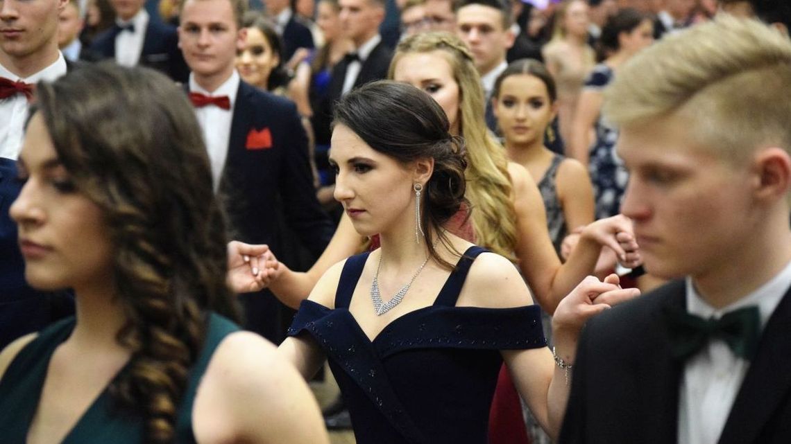 Studniówka 2019: Bal maturzystów IX LO w Lublinie [zdjęcia]
