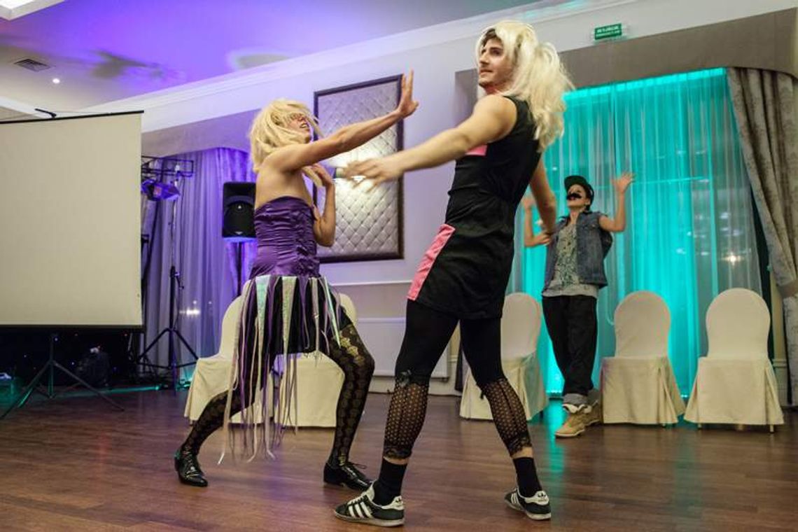 Studniówka Liceum im. Królowej Jadwigi w Focusie (zdjęcia)