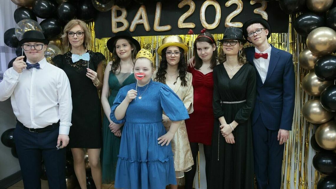 Studniówka SOSW nr 1 w Lublinie. Najlepszy bal sezonu! (dużo zdjęć)