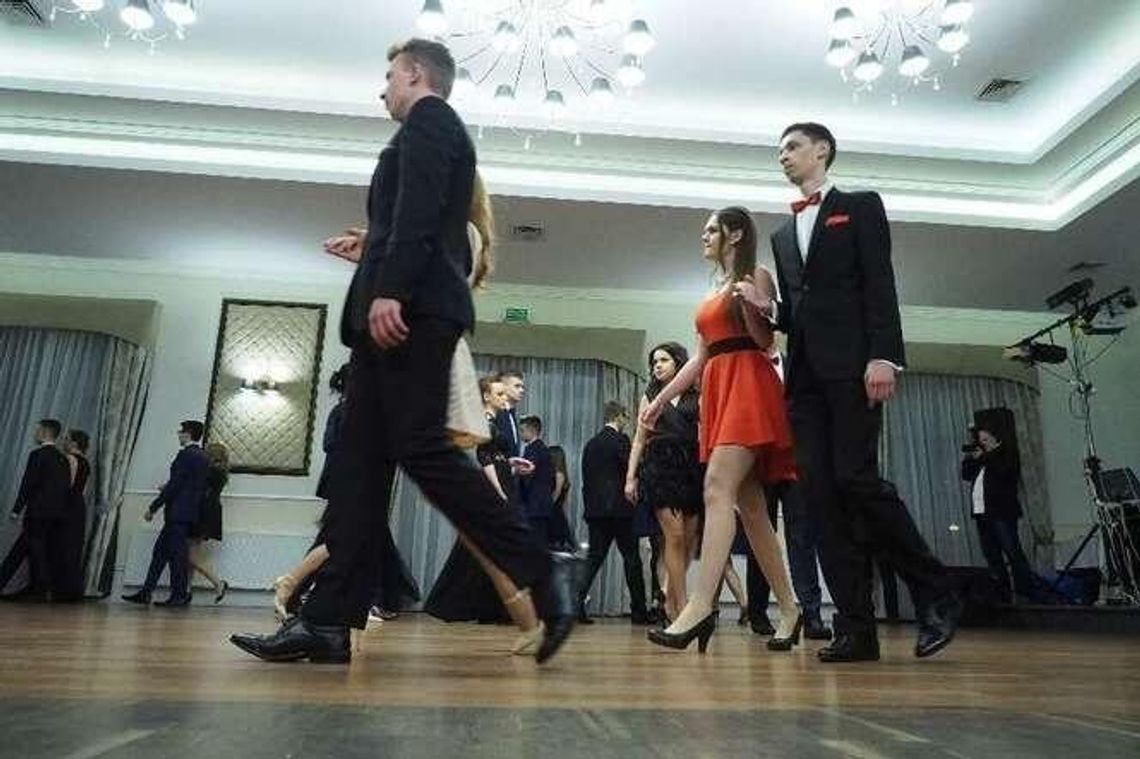 Studniówki 2016: Tak się bawiło LO im. Stefana Batorego (zdjęcia) Studniówki 2016: Tak się bawiło LO im. Stefana Batorego (zdjęcia)