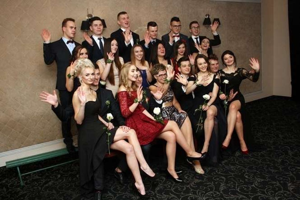 Studniówki 2017: Bal maturalny uczniów Zespołu Szkół nr 1 w Lublinie (zdjęcia)