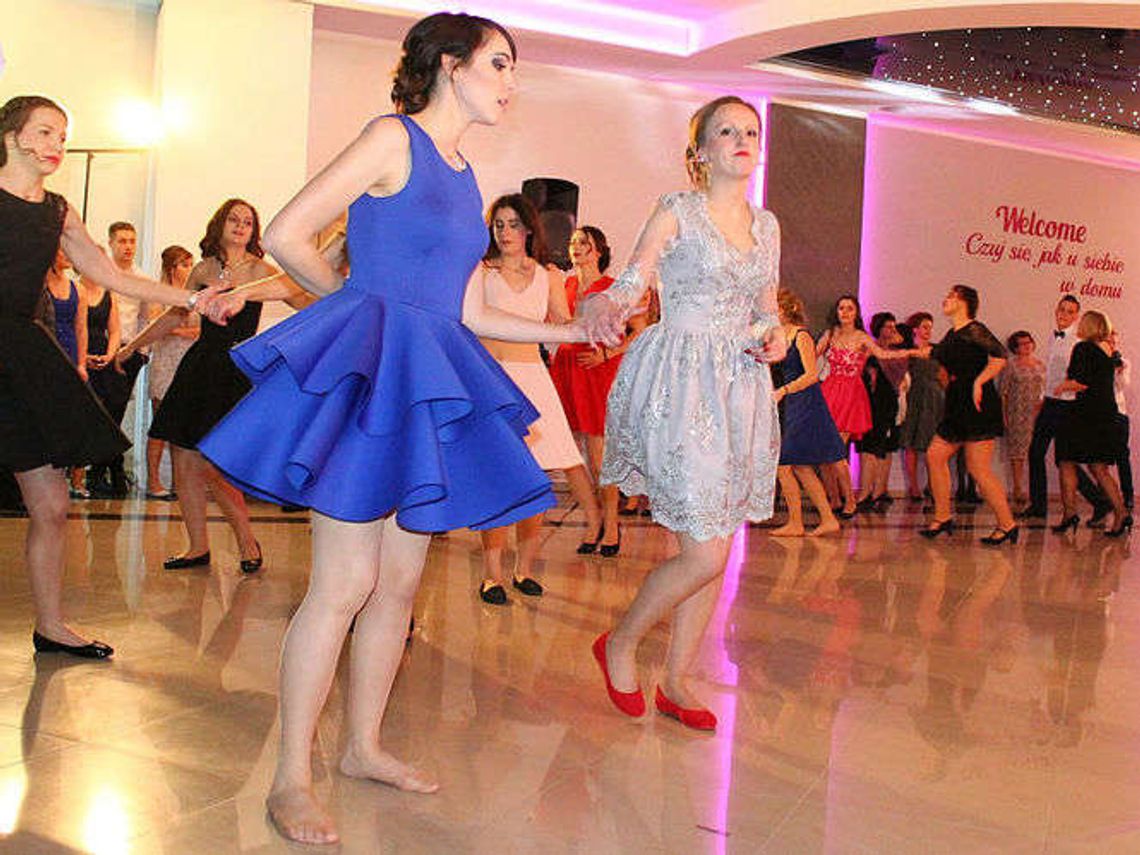 Studniówki 2017: Bal maturzystów ZS nr 1 w Puławach