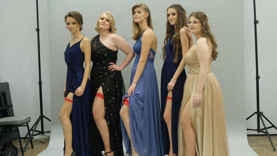 Studniówki 2020. Bal maturalny Niepublicznego Liceum  im. Jana III Sobieskiego w Lublinie [zdjęcia]