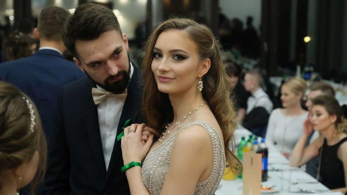 Studniówki 2020. Bal maturalny V LO w Lublinie [zdjęcia]