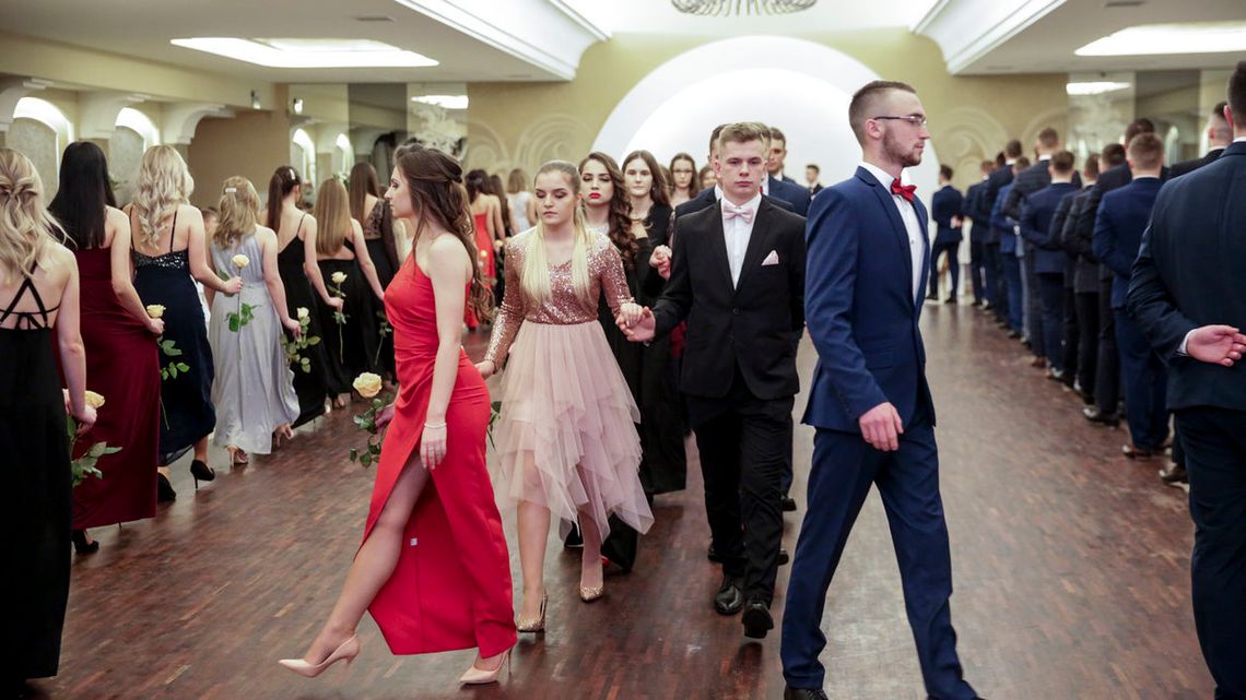 Studniówki 2020. Bal Zespołu Szkół Transportowo-Komunikacyjnych w Lublinie [zdjęcia]