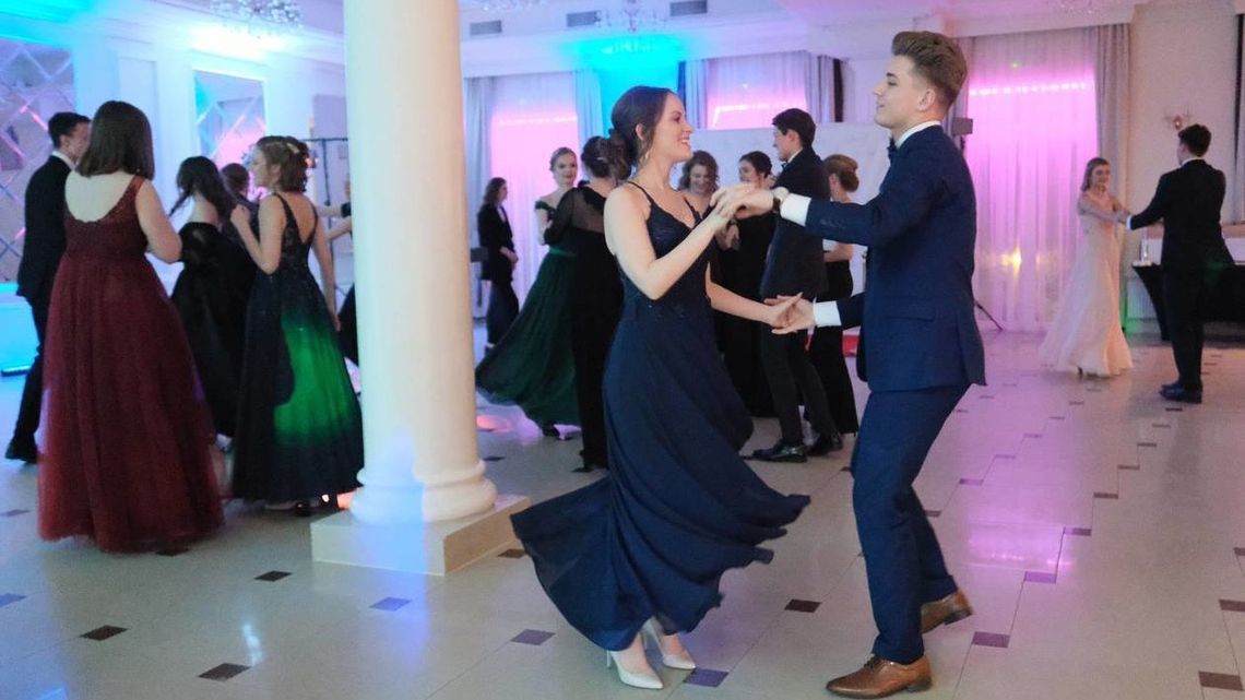 Studniówki 2020. Tak bawili się uczniowie Międzynarodowego Liceum Ogólnokształcącego Paderewski w Lublinie [zdjęcia]