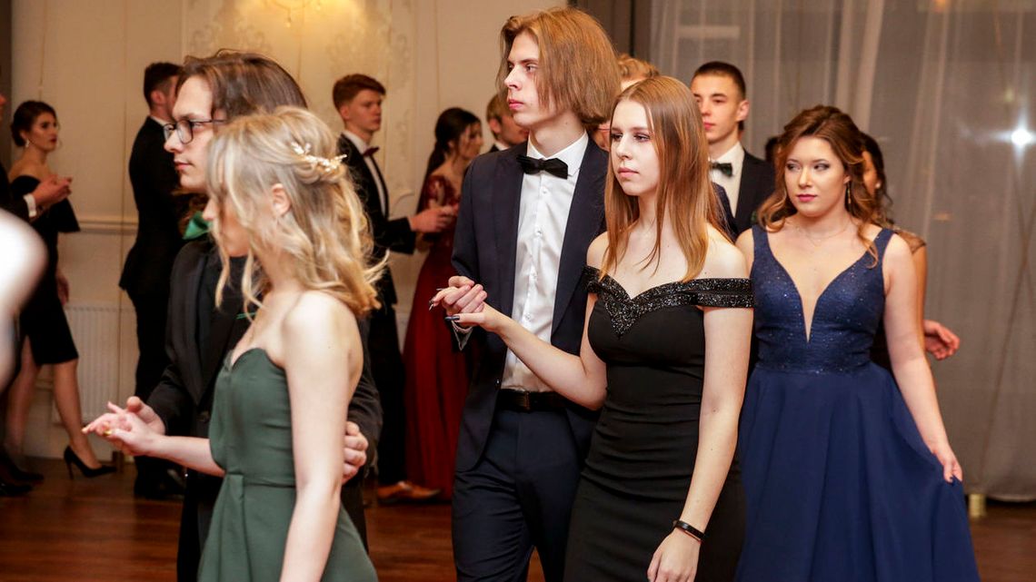 Studniówki 2020. Tak bawili się uczniowie Prywatnego LO im. Królowej Jadwigi w Lublinie [zdjęcia]