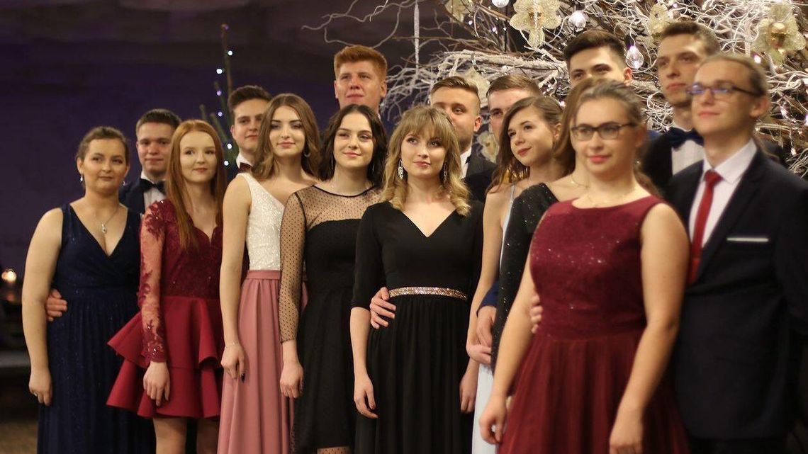 Studniówki 2020. Tak bawili się uczniowie Technikum Energetyczno-Informatycznego w Lublinie [zdjęcia]