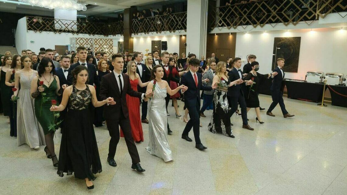 Studniówki 2022. Bal maturzystów ZS nr 1 im. Władysława Grabskiego w Lublinie [zdjęcia]