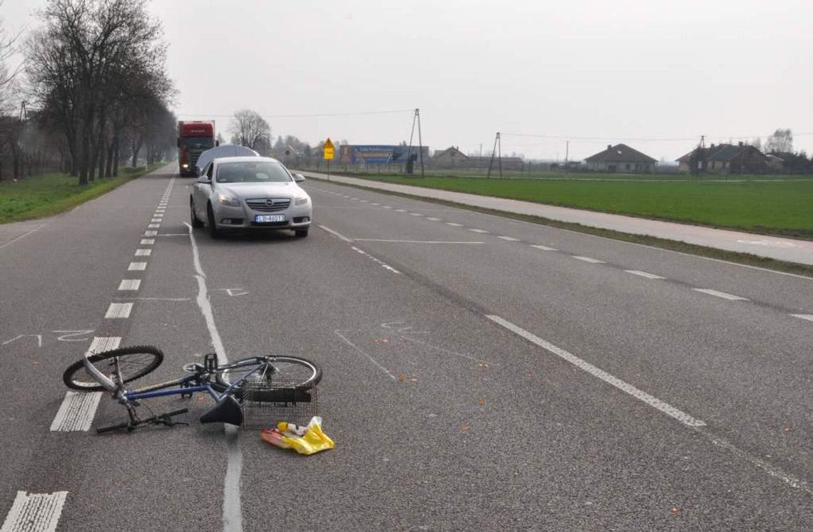 Styrzyniec: Wypadek autokaru z białoruskimi turystami, nie żyje rowerzysta