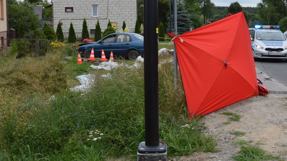 Suchowola: Tragiczny wypadek. Auto wjechało prosto na pieszego na chodniku