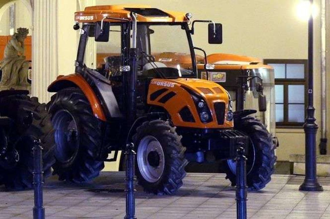 Sukces Ursusa i PZL-Świdnik. "Teraz Polska" dla ciągnika C-380 i śmigłowca SW-4