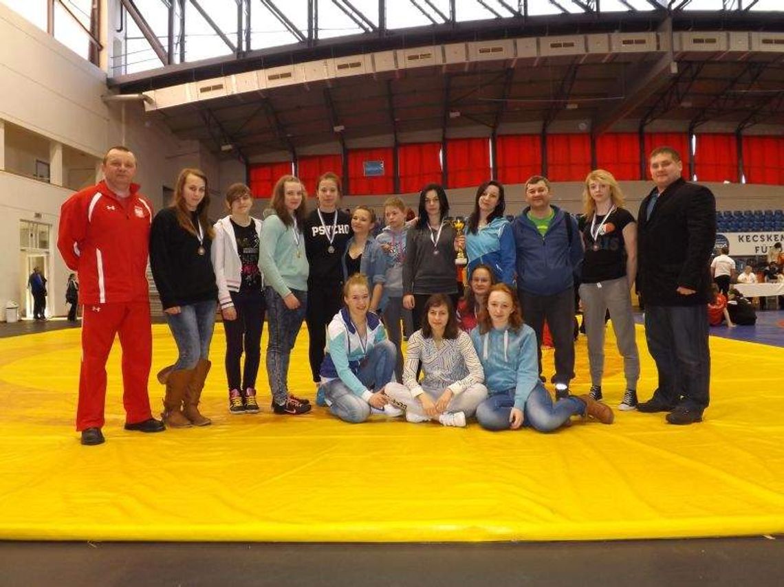 Sukcesy zapaśniczek Cementu-Gryf Chełm na Węgrzech Sukcesy zapaśniczek Cementu-Gryf Chełm na Węgrzech